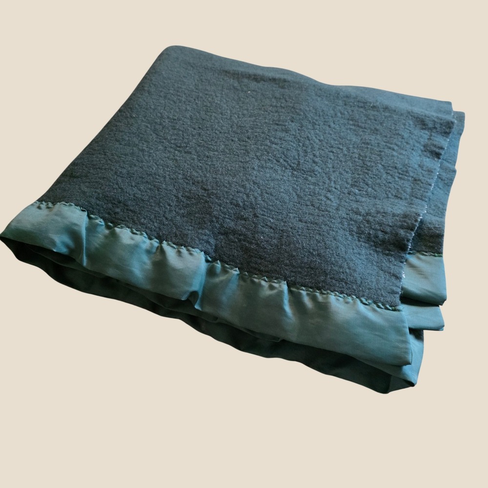 Vintage Chatham Satin Trim Wool Blanket 95x76 Green Throw